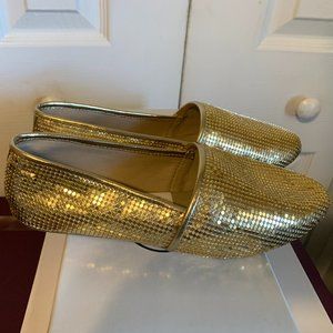 Steve Madden "Gate" Moccasin Style Shoe, Gold, Size 7.